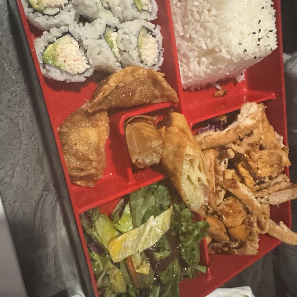 Sushi Lango - Chicken teriyaki bento box - Sushi Bars Near Me - Delano, California Sushi Lango - Chicken teriyaki bento box - Sushi Bars Near Me - Delano, California