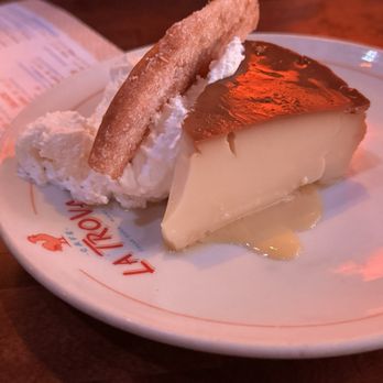 Cafe La Trova - Cocktail Bars Near Me - Miami, Florida