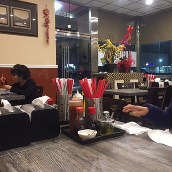 Quan Vit Vit Vit - Inside - Vietnamese Near Me - Westminster, California