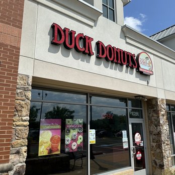 Duck Donuts - Desserts Near Me - Bristow, Virginia