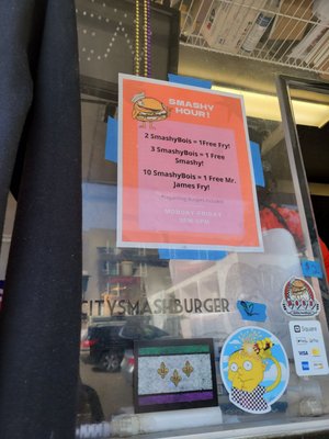 MidCity SmashedBurger @ Level Beer: Level 3 Buckman Kerns by null