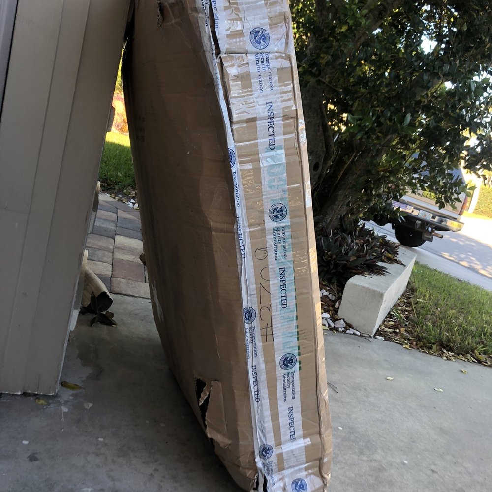 American Airlines - Damaged on arrival a day late. - Airlines Near Me - Sarasota, Florida
