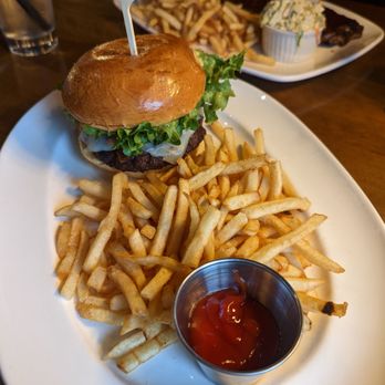Bâton Rouge Steakhouse & Bar - Steakhouses Near Me - Vaughan, Ontario Bâton Rouge Steakhouse & Bar - Steakhouses Near Me - Vaughan, Ontario