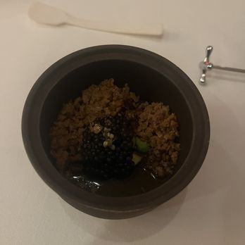 The Dining Room at Victoria & Albert’s - Caviar with chicken skin and peas - New American Near Me - Lake Buena Vista, Florida The Dining Room at Victoria & Albert’s - Caviar with chicken skin and peas - New American Near Me - Lake Buena Vista, Florida