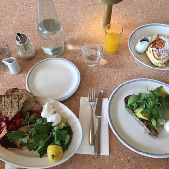 Granger & Co - Breakfast at the counter - Australian Near Me - London, XGL