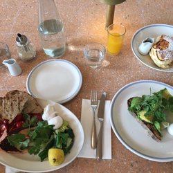 Granger & Co - Breakfast at the counter