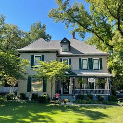 Loganberry Inn - Loganberry Inn