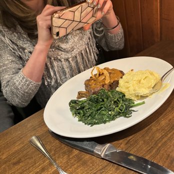 Cabin Club - Bourbon Steak Diane - Steakhouses Near Me - Westlake, Ohio