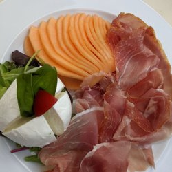 Casa Beust - Prosciutto and mozzarella