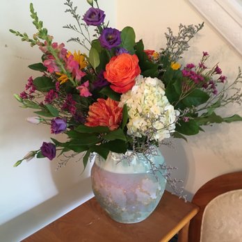 It's So Ranunculus Flower Shoppe - Birthday arrangement - Florists Near Me - Marlborough, Connecticut
