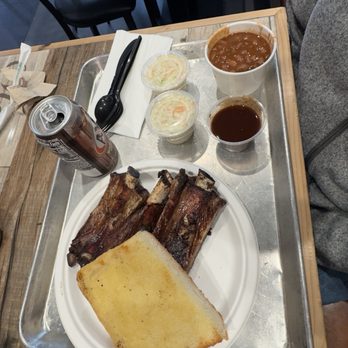 Best BBQ Santa Barbara - beef ribs woth colelaw and beans - Barbeque Near Me - Santa Barbara, California