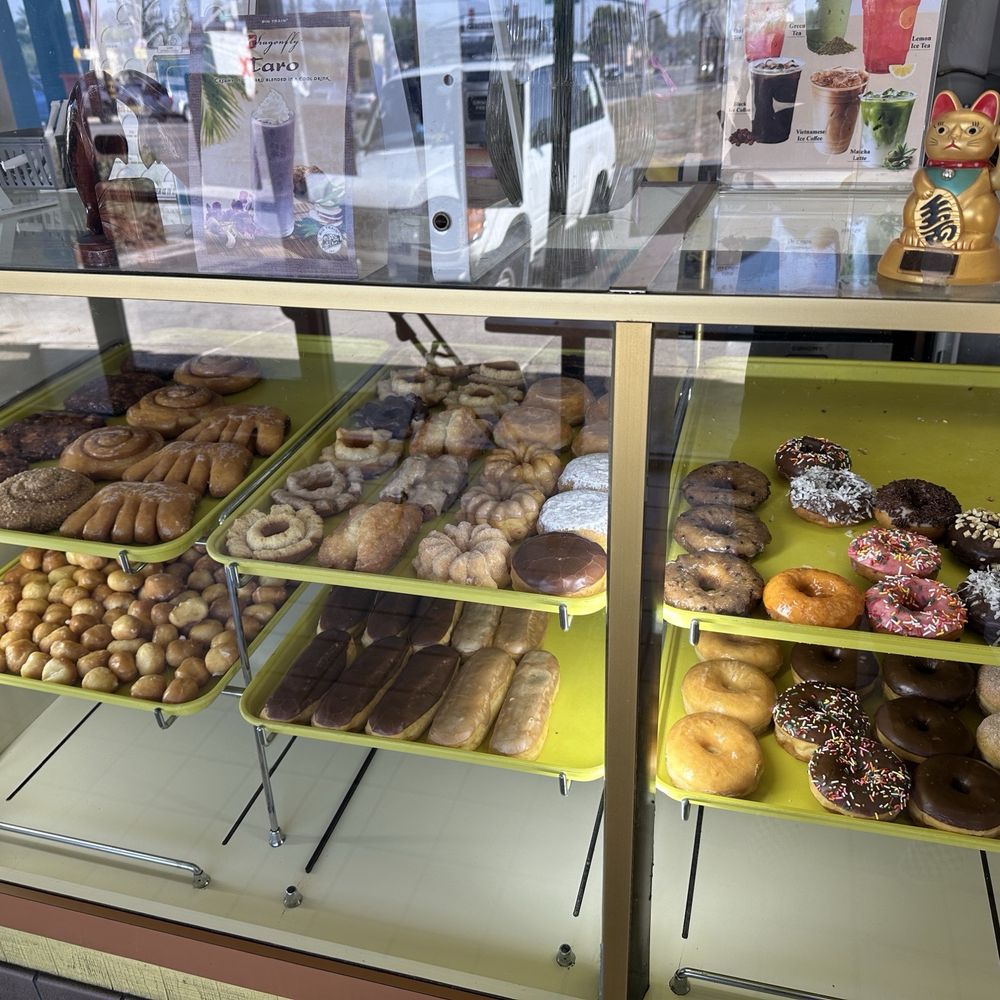 Donut City - Donut case - Donuts Near Me - Santa Ana, California Donut City - Donut case - Donuts Near Me - Santa Ana, California
