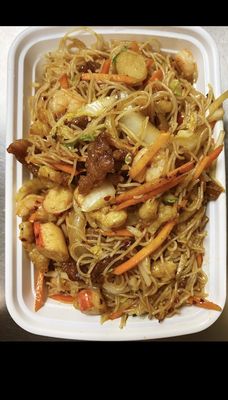 Golden China Restaurant by null