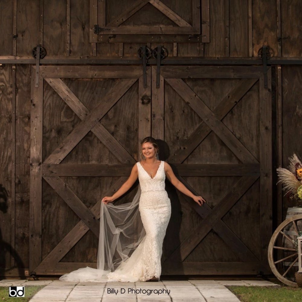 Madison Barn Venue - Barn - Venues & Event Spaces Near Me - Thonotosassa, Florida Madison Barn Venue - Barn - Venues & Event Spaces Near Me - Thonotosassa, Florida