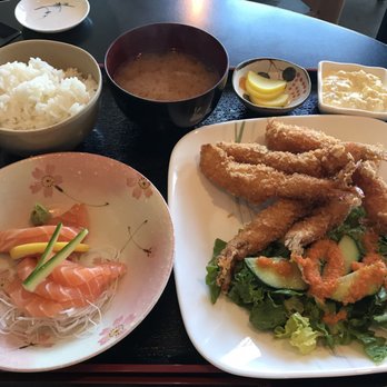 Kizuna - Sashimi and fried shrimp combo - Japanese Curry Near Me - San Jose, California Kizuna - Sashimi and fried shrimp combo - Japanese Curry Near Me - San Jose, California