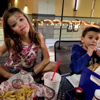 Backporch Drafthouse - Temple - Late night dinner with my babies! - American Near Me - Temple, Texas Backporch Drafthouse - Temple - Late night dinner with my babies! - American Near Me - Temple, Texas