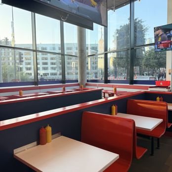 Quik Dog - Inside - Cocktail Bars Near Me - San Francisco, California