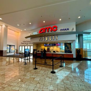 AMC Santa Anita 16 - Ticket counter - Cinema Near Me - Arcadia, California