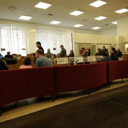 Bank of America Financial Center - Long lines with limited service