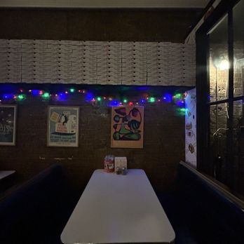 Pizza Friendly Pizza - Pizza Near Me - Chicago, Illinois