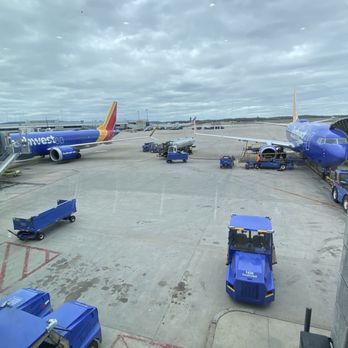 Bradley International Airport - View from Gate A6 - Airports Near Me - Windsor Locks, Connecticut Bradley International Airport - View from Gate A6 - Airports Near Me - Windsor Locks, Connecticut