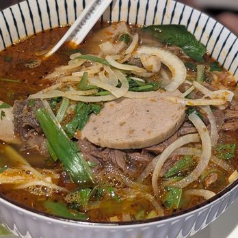 Saigon Bistro Chantilly - Vietnamese Near Me - Chantilly, Virginia Saigon Bistro Chantilly - Vietnamese Near Me - Chantilly, Virginia