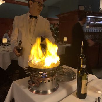 Le Continental - Steak au Poivre - French Near Me - Quebec City, Quebec