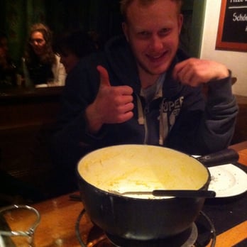 Restaurant Walliserkanne - We DESTROYED the fondue. - French Near Me - Zermatt, VS