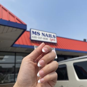 MS Nails Spa - French tip manicure - Nail Salons Near Me - Lyons, Illinois