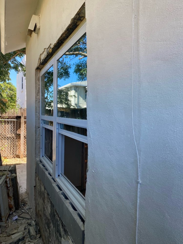 Slide of Paredes Mobile Services