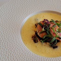 Da Mimmo - Rouget, champignons, écume de sambuca au safran, fregola. / Red mullet, mushrooms, saffron sambuca foam, fregola pasta.2023 06 02. M1.