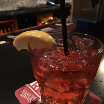 Bar 35 - Seedless Jugs - Bars Near Me - Honolulu, Hawaii