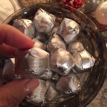 Mirelli Chocolatier - Silver wrapped little chocolates with a tint of orange taste! - Chocolatiers & Shops Near Me - Glendale, California Mirelli Chocolatier - Silver wrapped little chocolates with a tint of orange taste! - Chocolatiers & Shops Near Me - Glendale, California