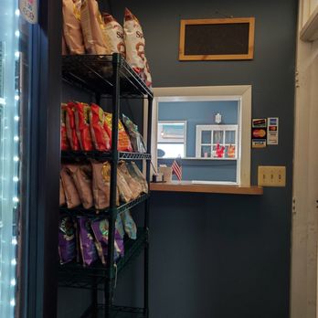Yvette's Cafe - Pick Up Counter/Side Room - Sandwiches Near Me - Stone Harbor, New Jersey