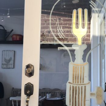 Loupiotte Kitchen - French Near Me - Los Angeles, California