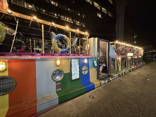 Darcie & May Green by null