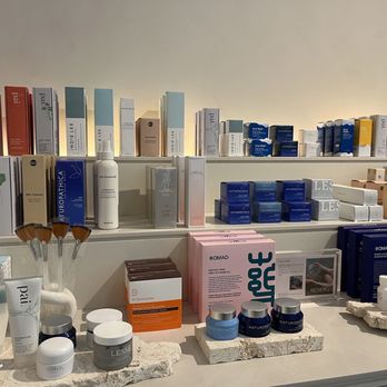 Sana Skin Studio Coconut Grove - Skin Care Near Me - Miami, Florida Sana Skin Studio Coconut Grove - Skin Care Near Me - Miami, Florida
