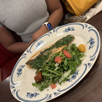 Petterinos - Branzino - American Near Me - Chicago, Illinois