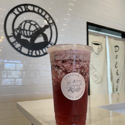 Thirsty grape tea (with aloe jelly and fresh grape pieces!)