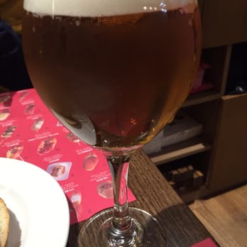 Txapela - "Small" Alhambra 2.85e is a great deal - Basque Near Me - Madrid, M