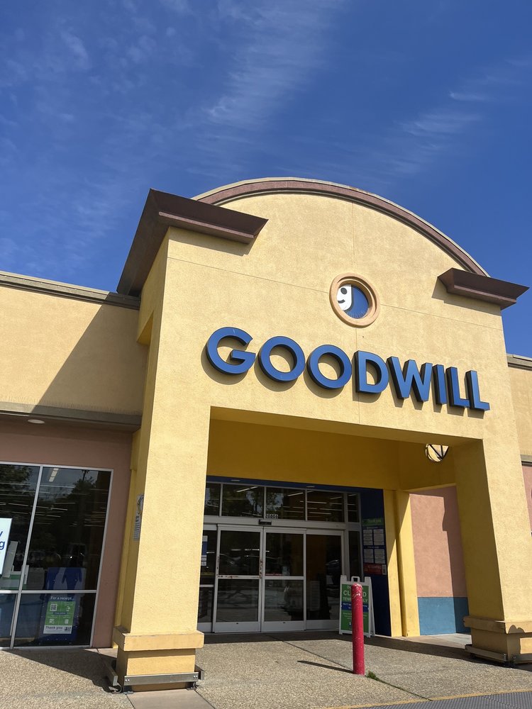 GOODWILL 42 Photos & 52 Reviews 20806 Hesperian Blvd, Hayward