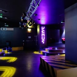 Club V