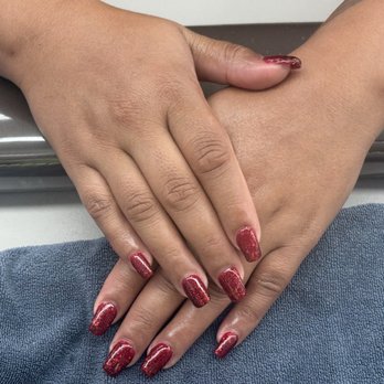 Bloom Nails - Nail Salons Near Me - Los Angeles, California