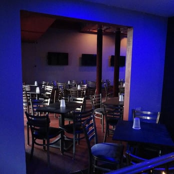 Roosevelt Bar - View of our Sister, the Fountainbleau Room. Now serving beer & alcohol for private events - Dive Bars Near Me - New Orleans, Louisiana