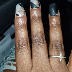 Studio Nails