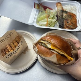 Eggslut - Truffle hash browns and Sausage, Egg & Cheese - Breakfast & Brunch Near Me - Los Angeles, California