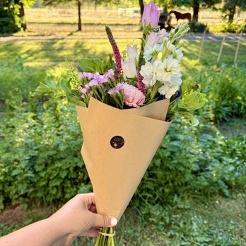 Jacee Grace Flower - Floral Designers Near Me - Corvallis, Oregon Jacee Grace Flower - Floral Designers Near Me - Corvallis, Oregon