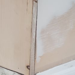 Geneo's Roofing & Construction