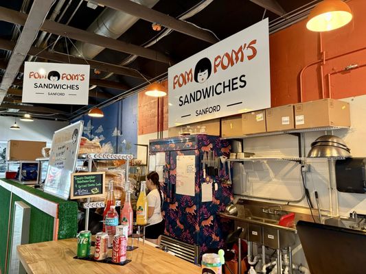 Pom Pom's Sandwiches by null