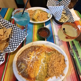 Chula's Restaurant and Cantina - Mexican Near Me - Eugene, Oregon